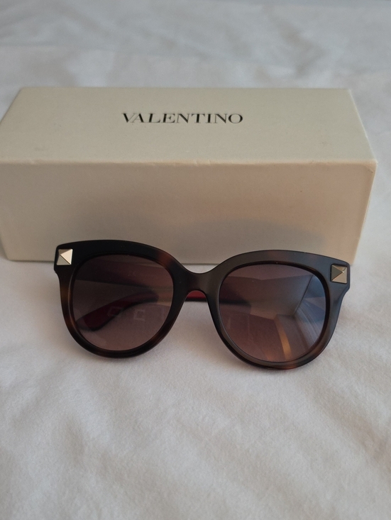 Valentino Accessories - Valentino Tortoiseshell Round Sunglasses with Gold Studs
